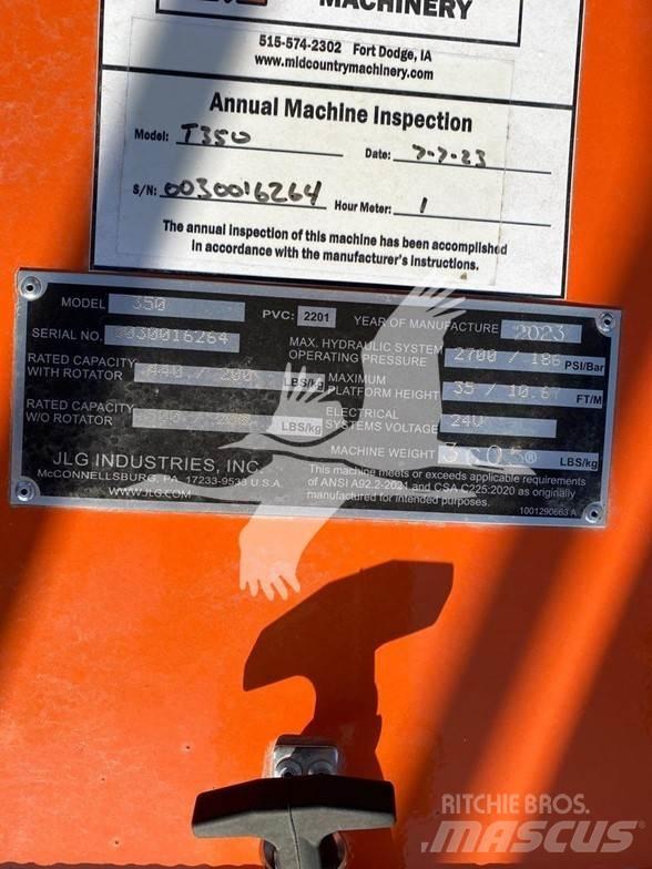 JLG T350 Platforme aeriene montate pe remorca
