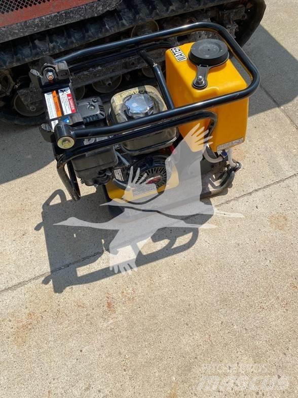 Sakai PC600 Cilindri compactori tractabili cu vibratii