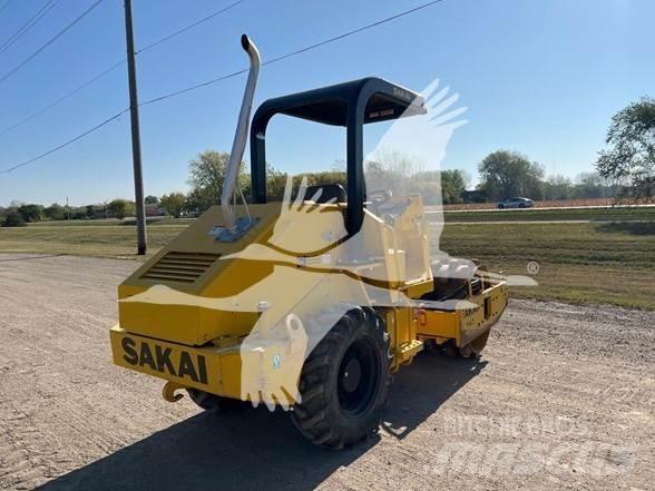 Sakai SV204T Compactoare monocilindrice