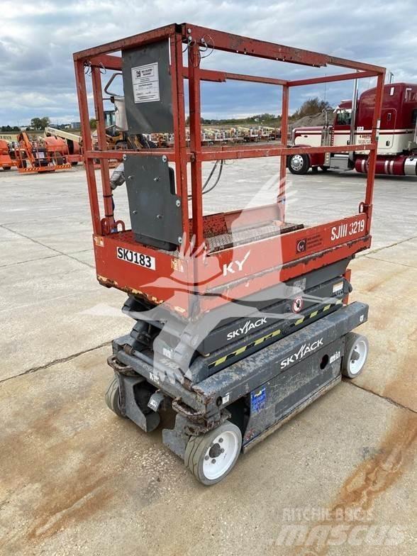 SkyJack SJ3219 Platforme foarfeca