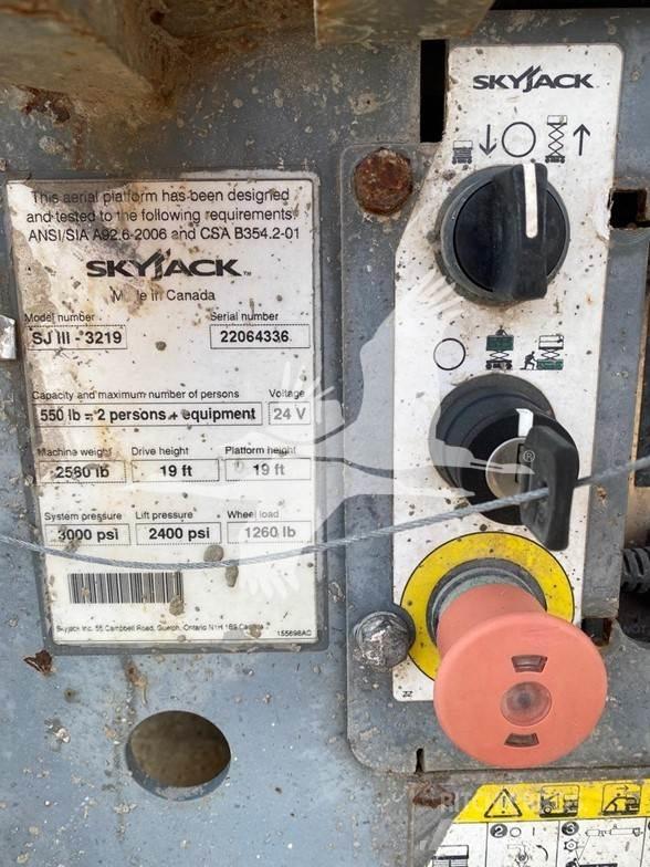 SkyJack SJ3219 Platforme foarfeca
