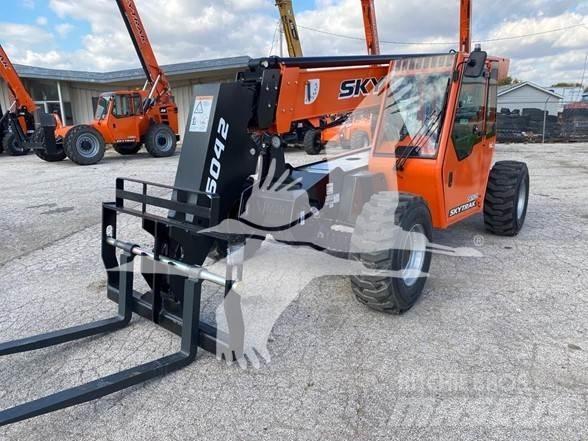 SkyTrak 6042 Stivuitoare telescopice