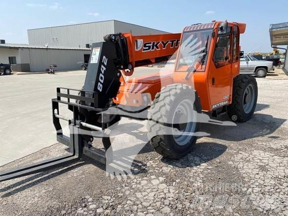 SkyTrak 8042 Stivuitoare telescopice