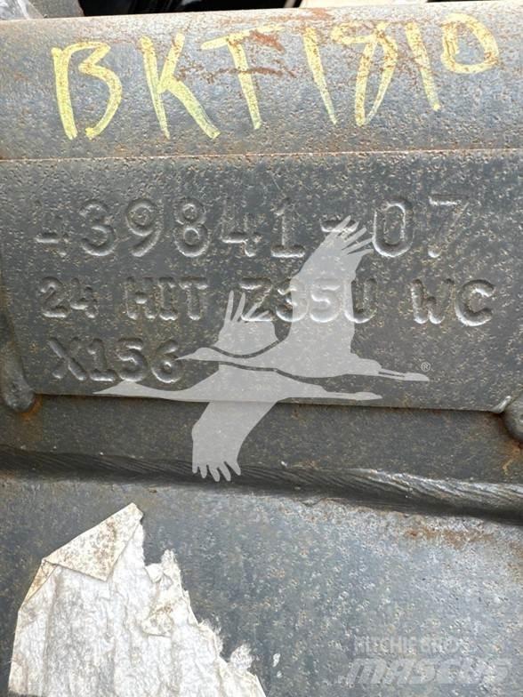 TAG 24 Pistoane