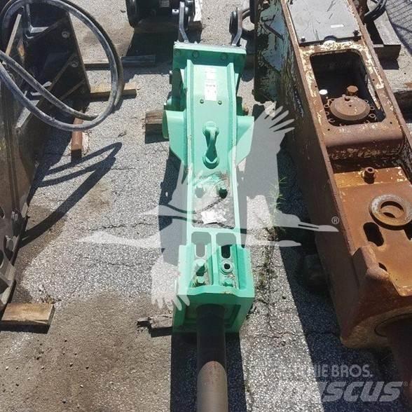 Tramac 700 Ciocane / Concasoare