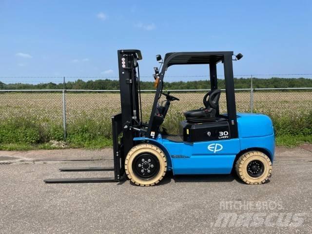 EP EFL302 | 3T | LI-ION Stivuitor electric