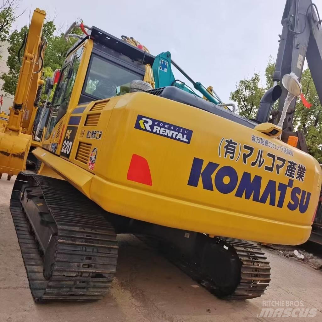 Komatsu PC 220 Excavatoare pe șenile

