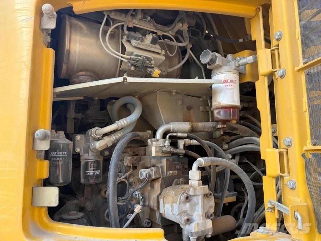 Komatsu PW 118 Excavatoare cu roti