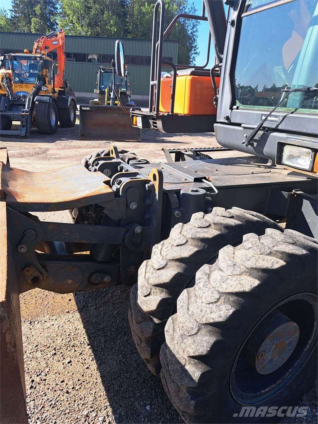 Doosan DX170W-5 Excavatoare cu roti