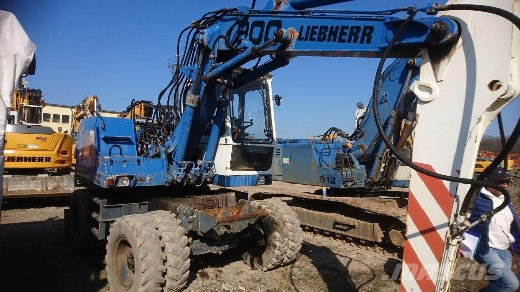 Liebherr A900 Excavatoare cu roti