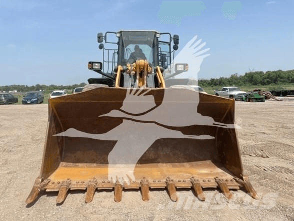 CAT D6T XL Buldozere pe senile