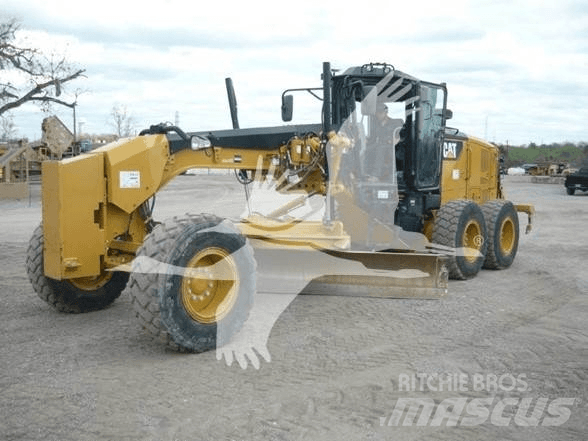 CAT D6T XL Buldozere pe senile