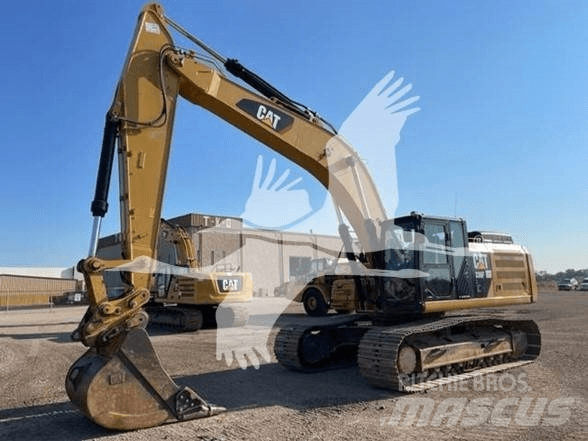 CAT D6T XL Buldozere pe senile