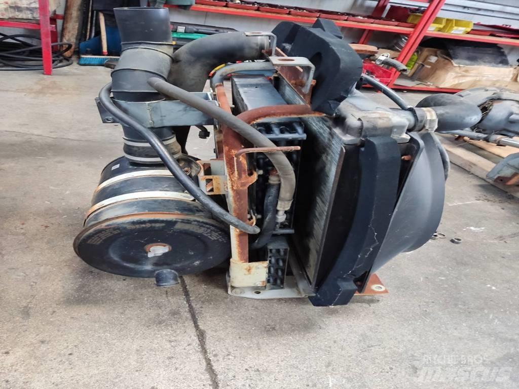 Kubota K1-170 Radiatoare