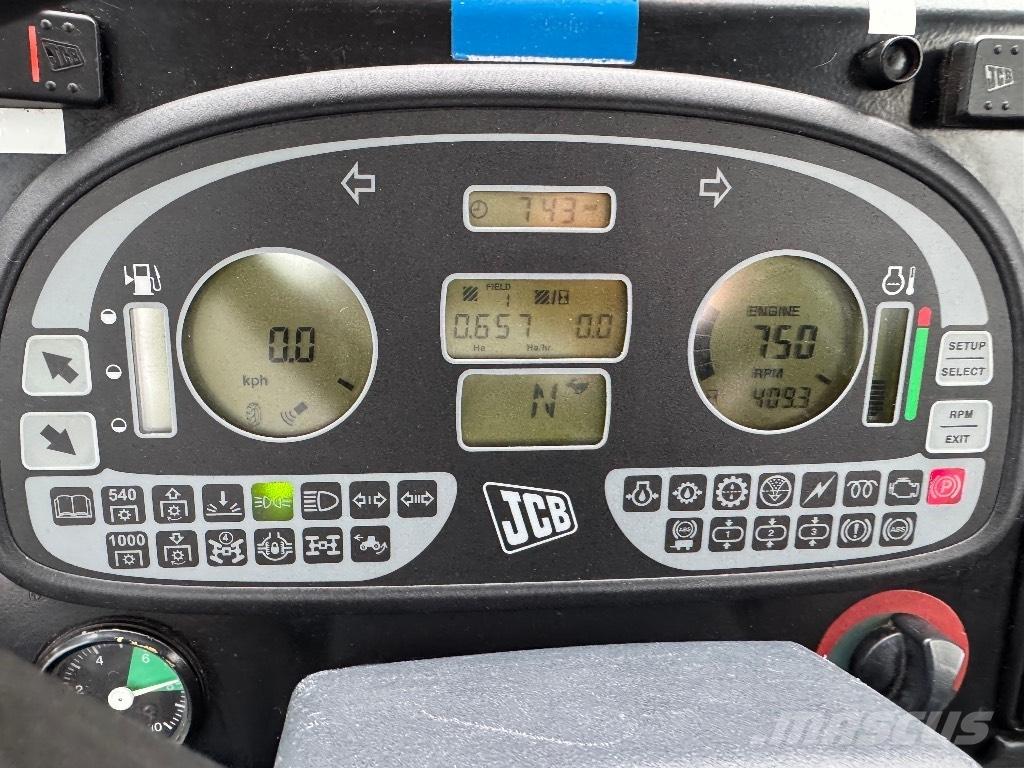 JCB Fastrac 2155 Tractoare