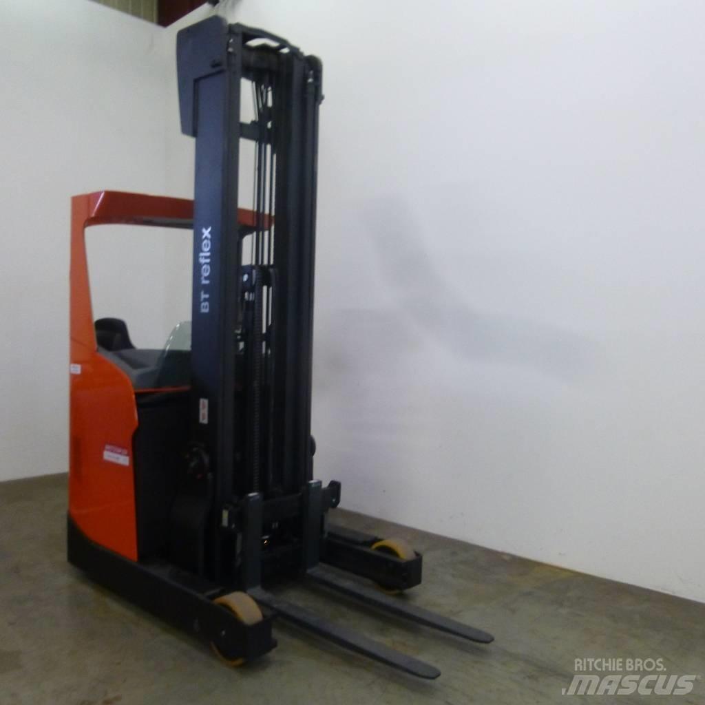 BT RR E 160 H Stivuitor cu catarg retractabil