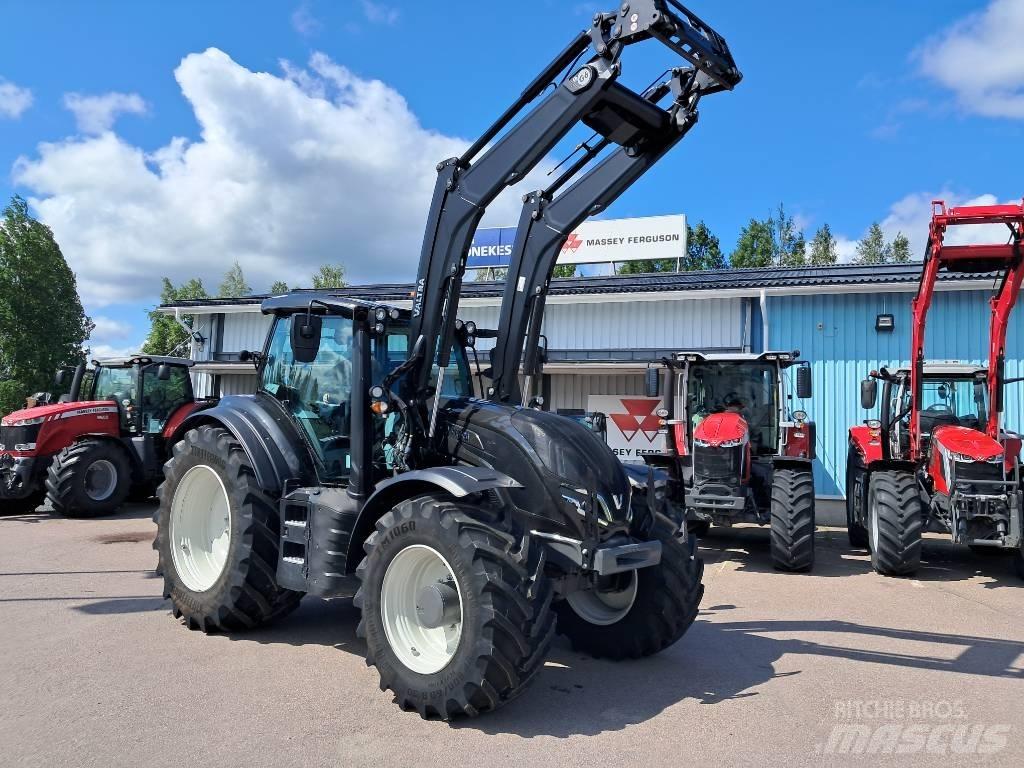Valtra T 175 Direct Tractoare