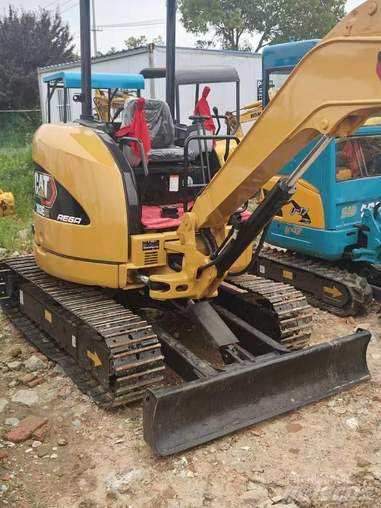 CAT 303 Mini excavatoare < 7t