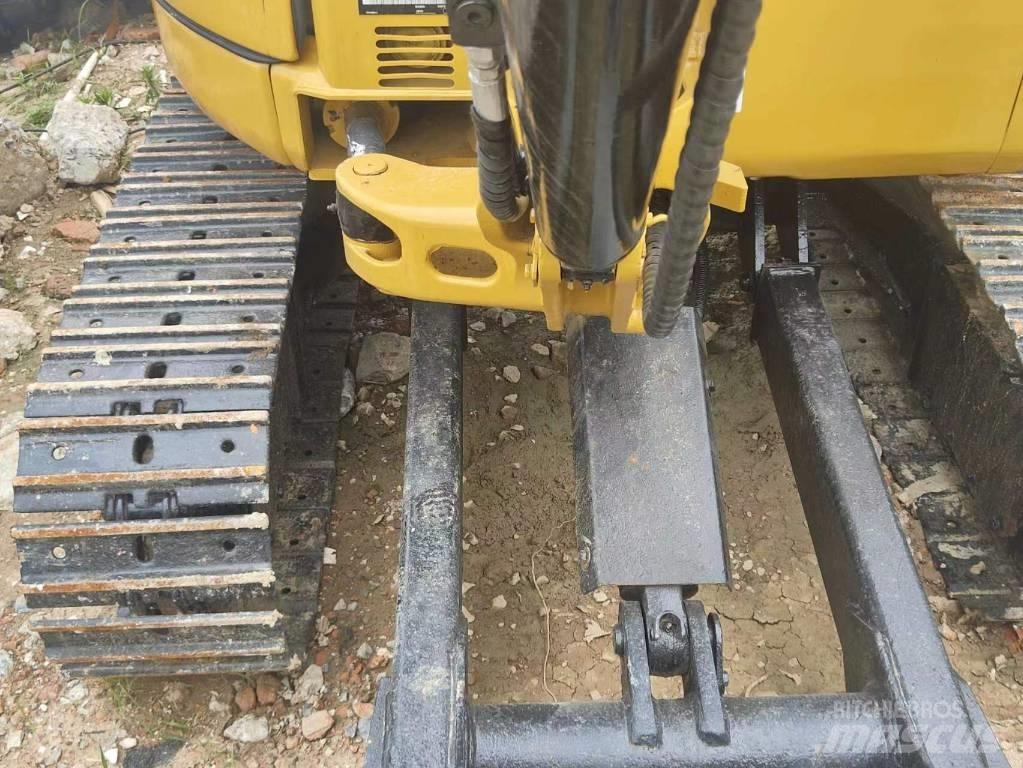 CAT 303 Mini excavatoare < 7t