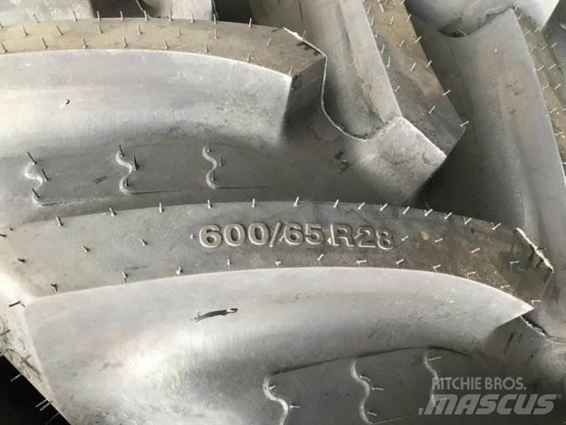 BKT 600/65R28 Roti