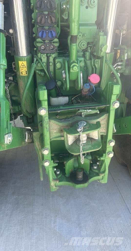 John Deere 6250R Tractoare