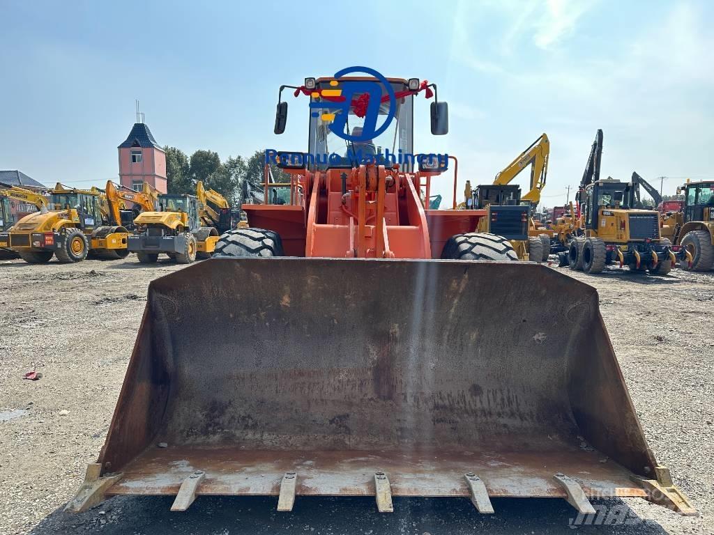 Doosan DL505 Incarcator pe pneuri