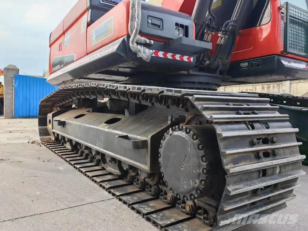 Doosan DX225LC-9C Excavatoare pe șenile
