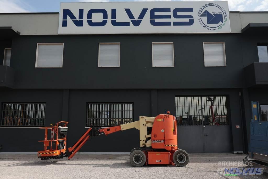 JLG E300AJP Nacele cu brat articulat