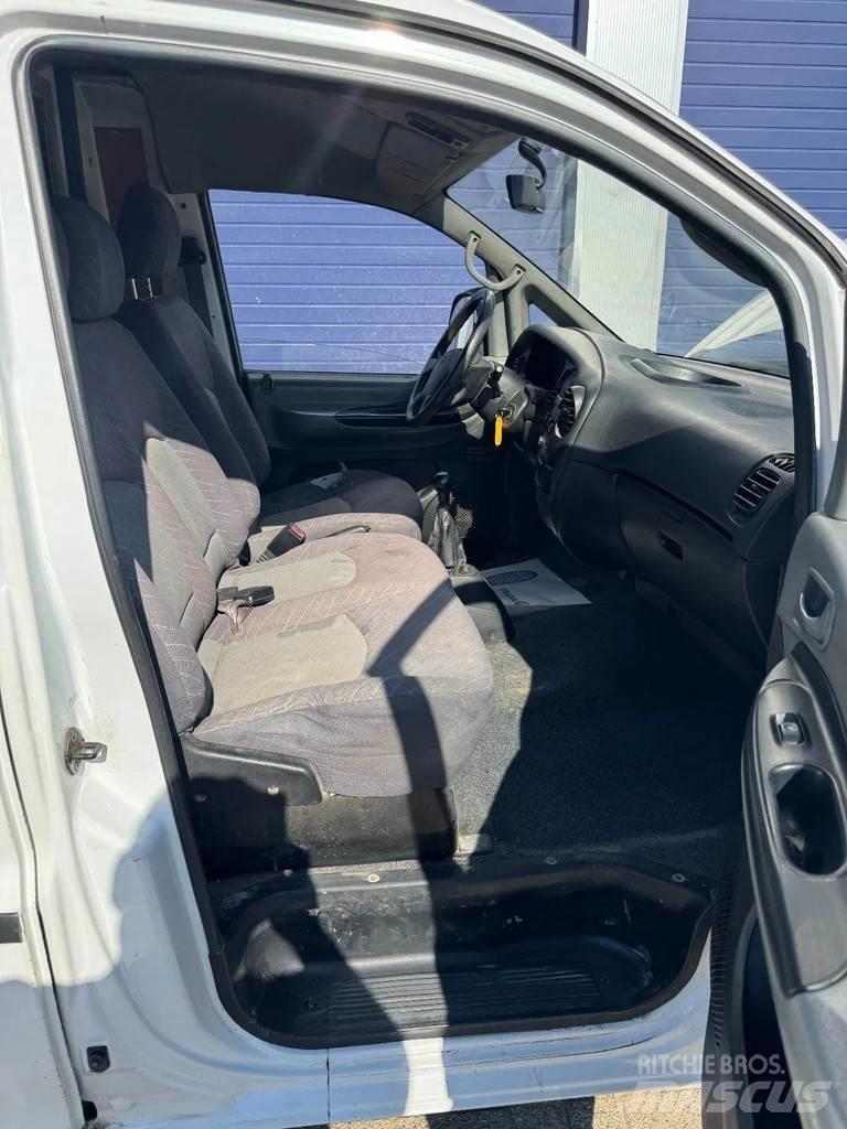 Hyundai H200 Autoutilitara transoprt marfuri