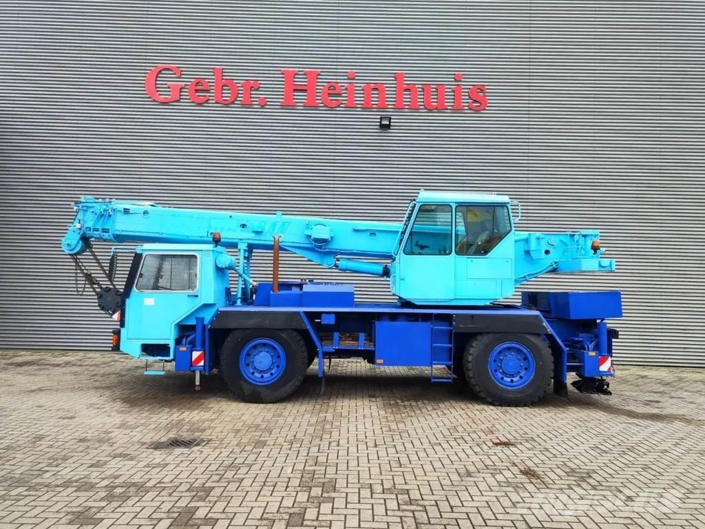 Liebherr LTM 1025 Macara pentru orice teren