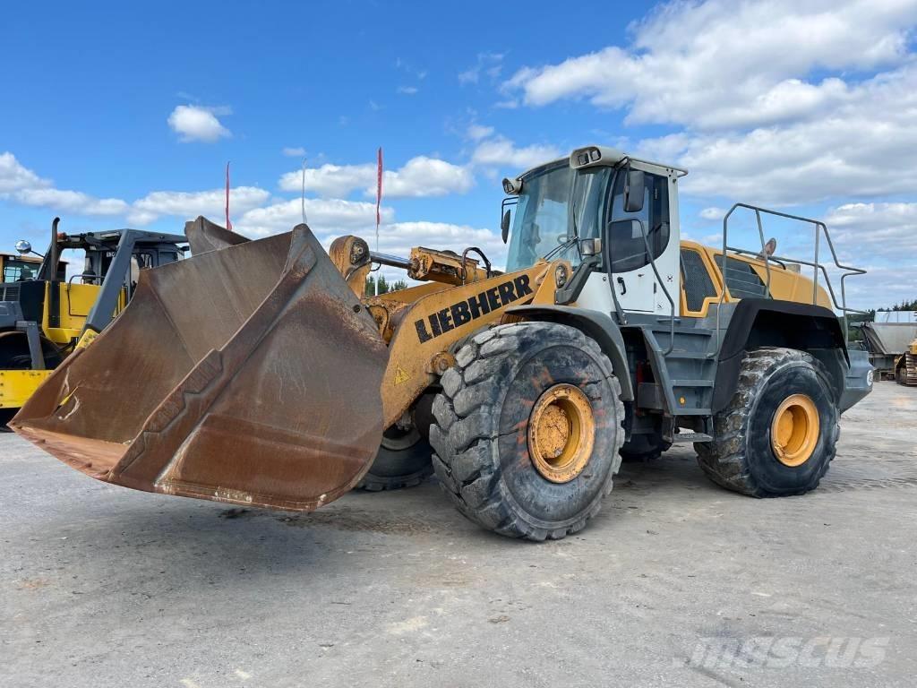 Liebherr L 580 Incarcator pe pneuri