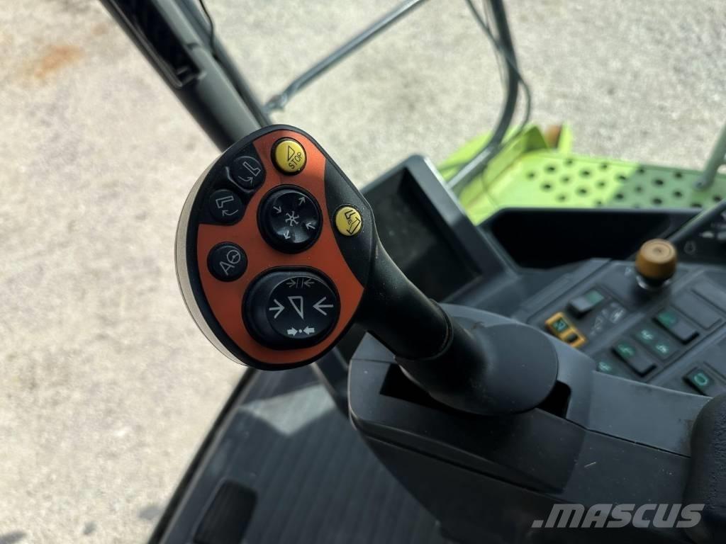CLAAS Lexion 550 Combine de secerat