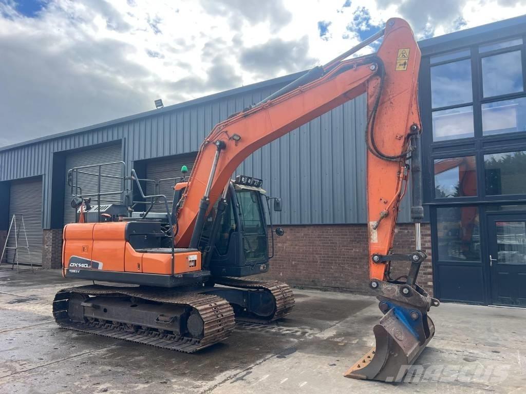 Doosan DX 140 LC Excavatoare pe șenile
