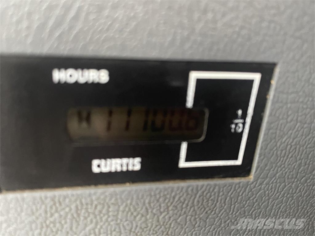 Hyundai HX520L Excavatoare pe șenile
