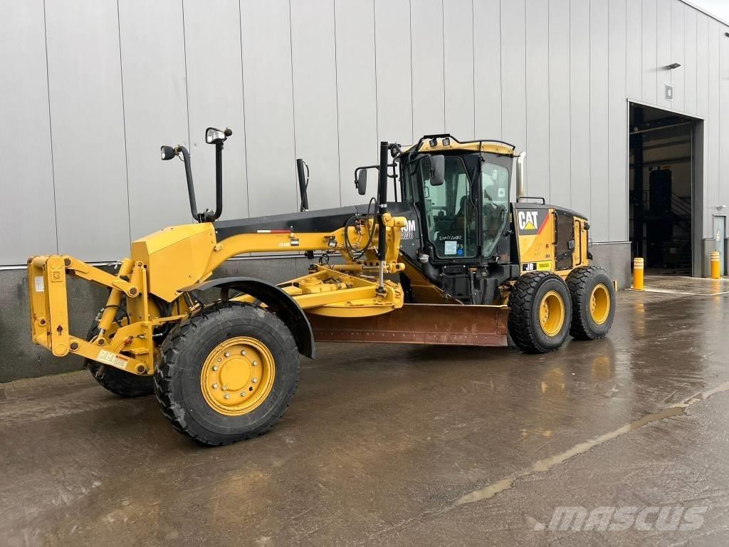 CAT 140 M AWD Gredere