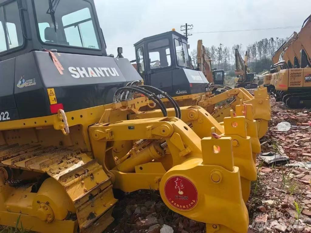 Shantui SD22 Buldozere pe senile