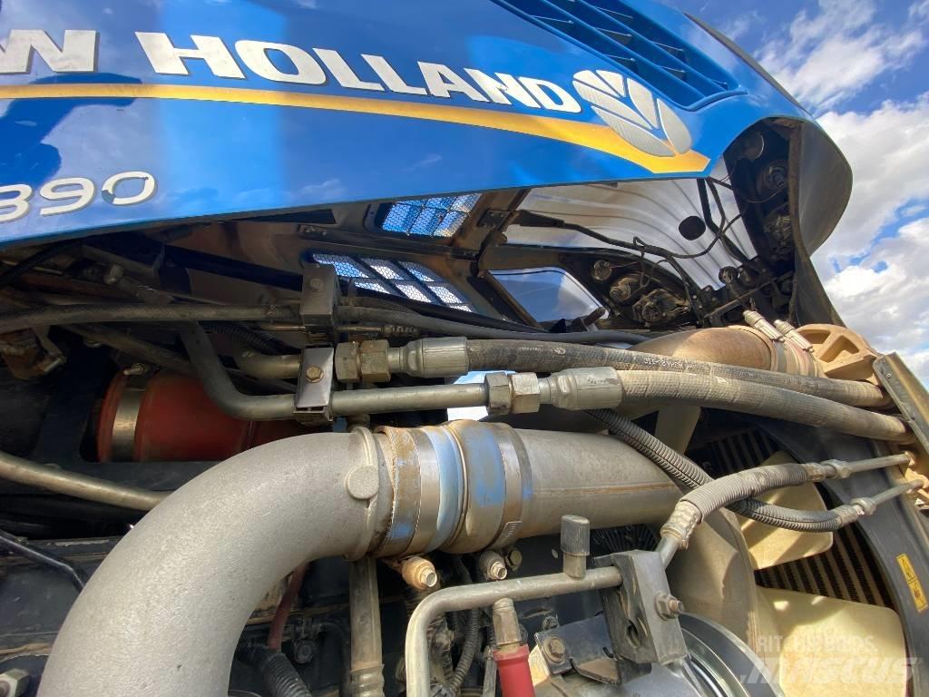 New Holland T 8.390 Tractoare