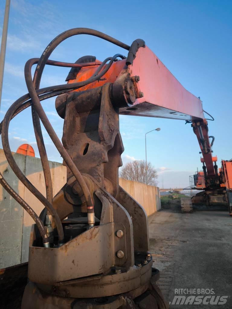 Hitachi ZX 800 Excavatoare pe șenile
