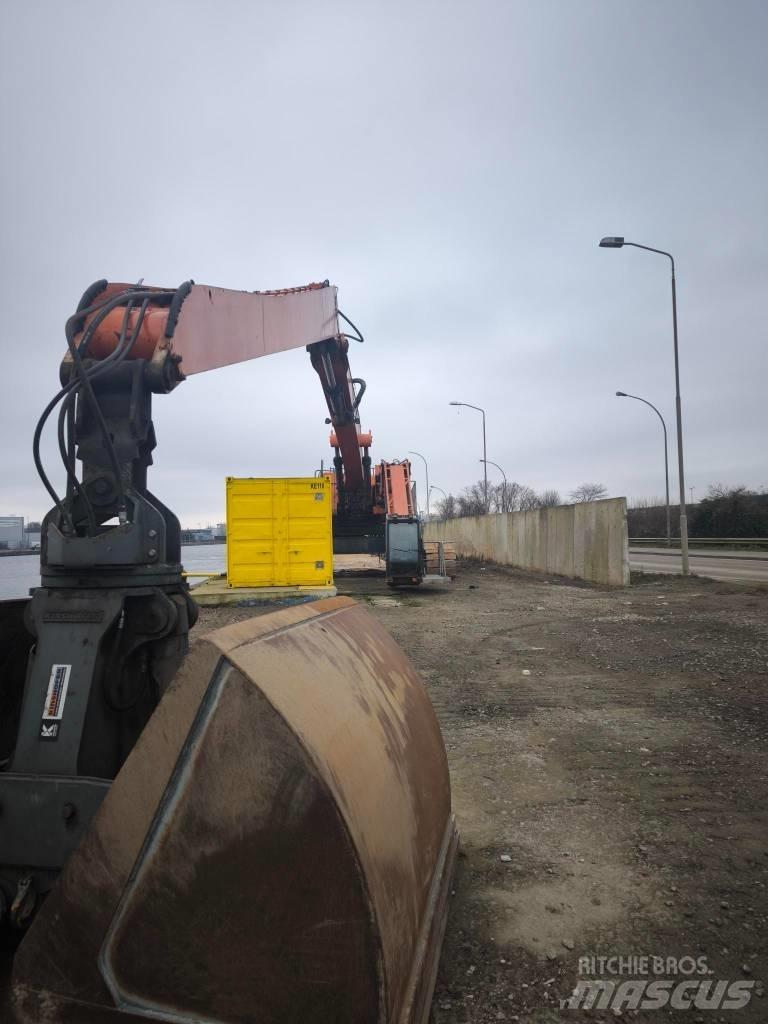 Hitachi ZX 800 Excavatoare pe șenile
