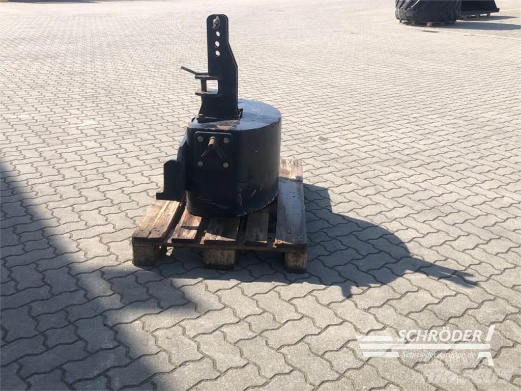  900KG GUSSGEWICHT Alte accesorii tractor