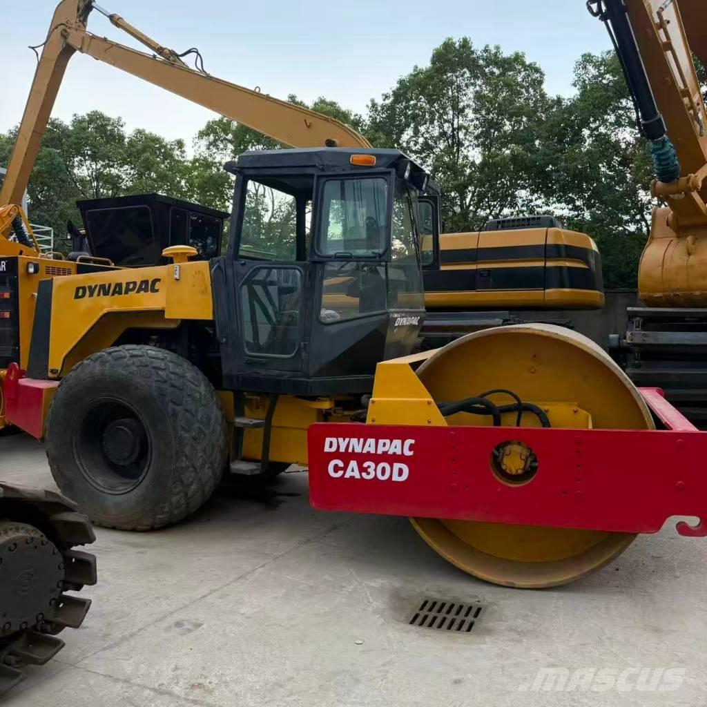 Dynapac CA 30 D Compactoare monocilindrice