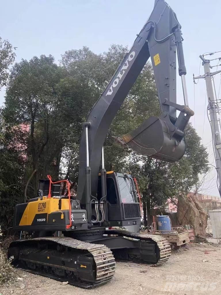 Volvo 290D Excavatoare pe șenile

