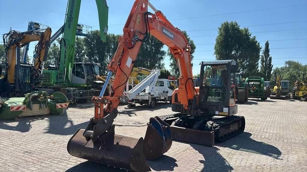 Doosan DX85 0 Excavatoare speciale