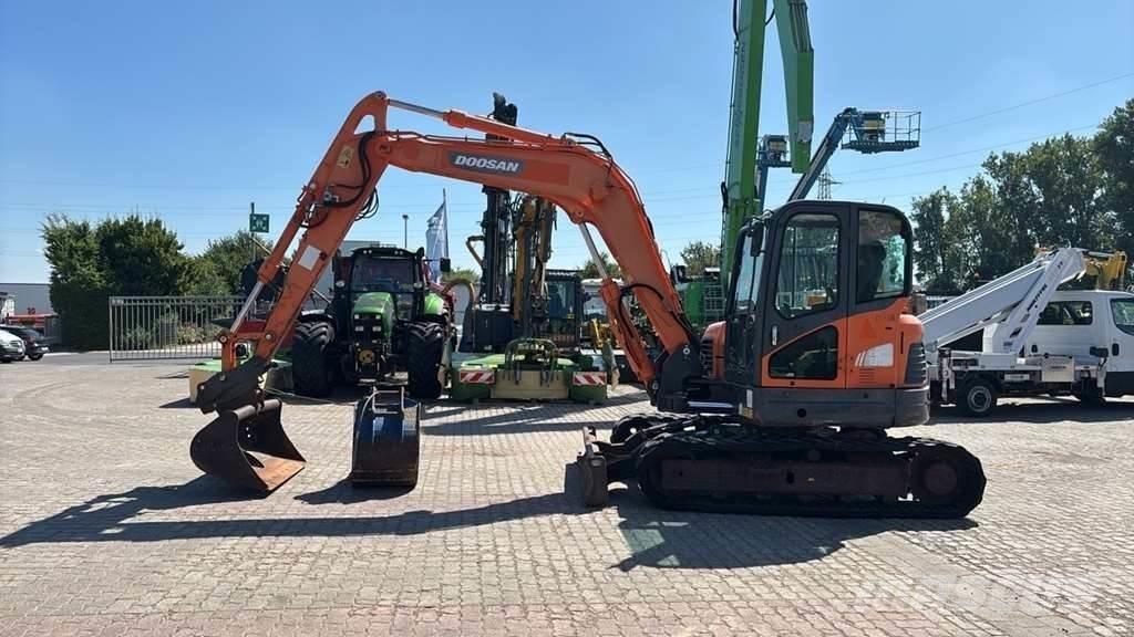 Doosan DX85 0 Excavatoare speciale
