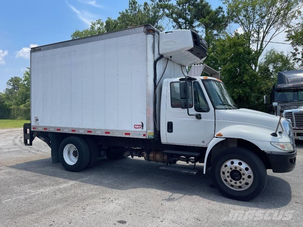 International 4300 Camion cu control de temperatura