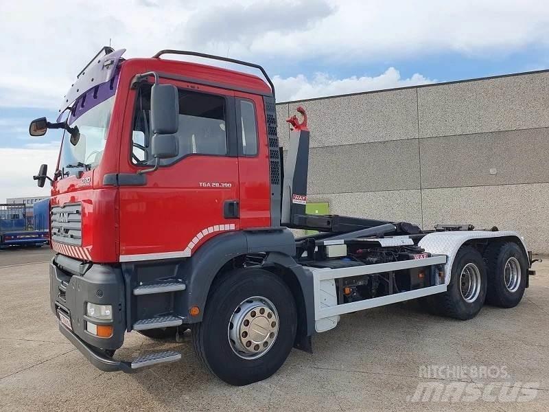 MAN TGA 28.390 Camion cu carlig de ridicare