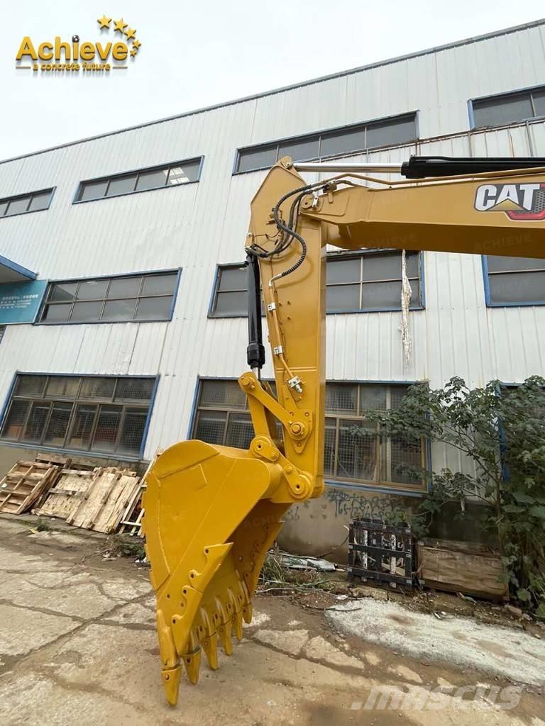 CAT 326 Excavatoare pe șenile
