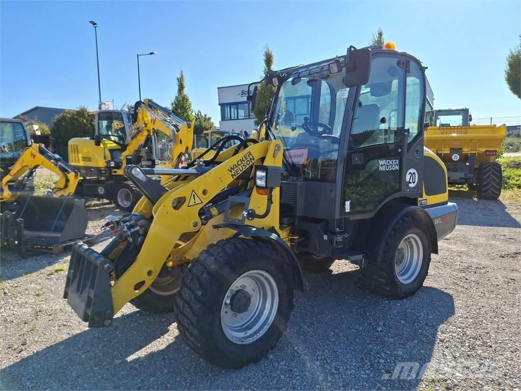 Wacker Neuson WL38 Incarcator pe pneuri