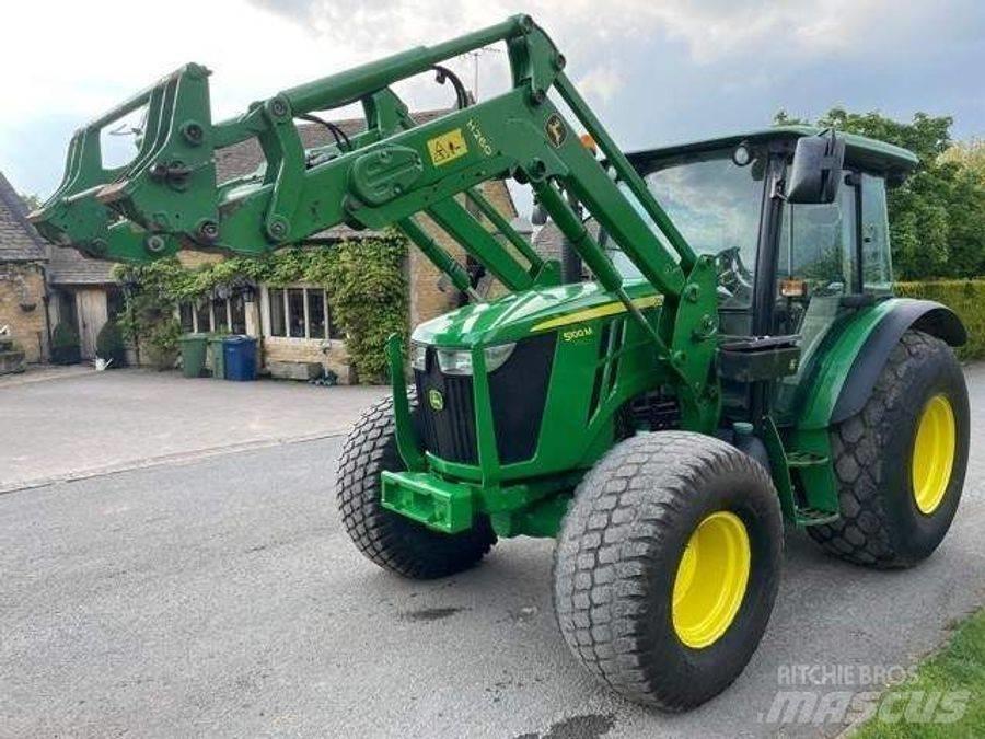 John Deere 5100 M Tractoare