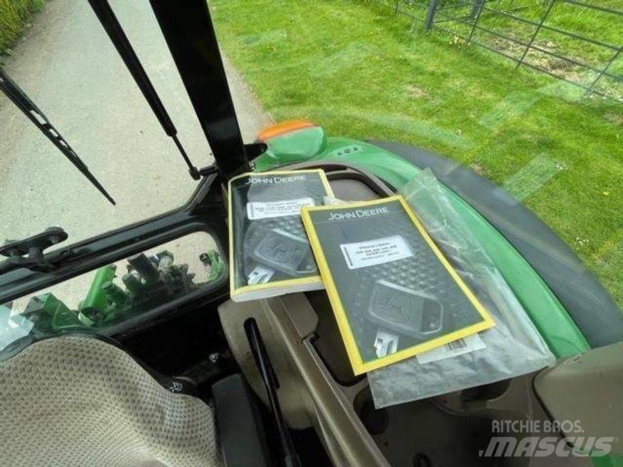 John Deere 5100 M Tractoare